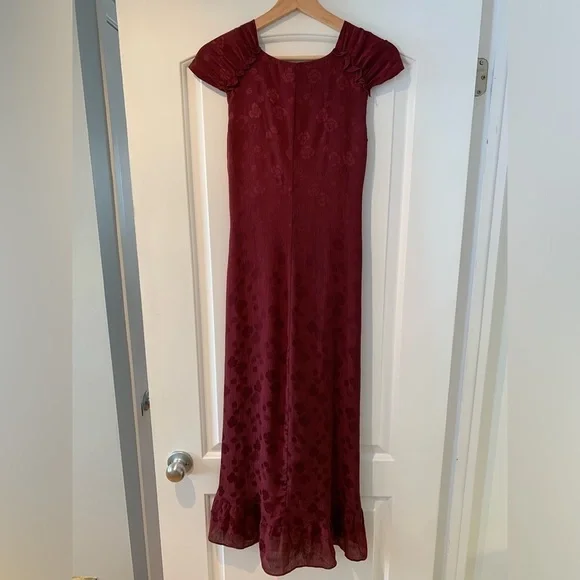 NWT Max Studio Dress Maxi Ruffled Hem Size XS Burgundy Raspberry Color - Picture 4 of 16